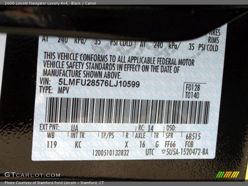 Black / Camel 2006 Lincoln Navigator Luxury 4x4