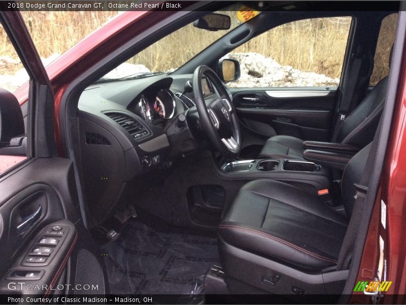 Octane Red Pearl / Black 2018 Dodge Grand Caravan GT