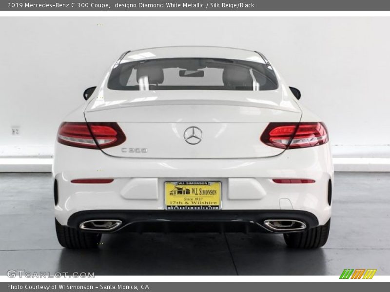 designo Diamond White Metallic / Silk Beige/Black 2019 Mercedes-Benz C 300 Coupe