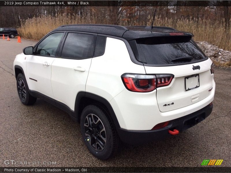 White / Black 2019 Jeep Compass Trailhawk 4x4
