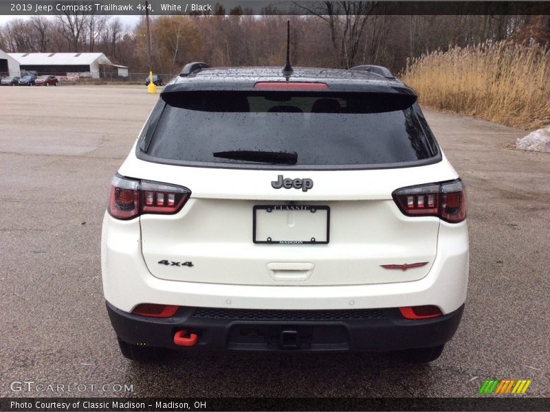 White / Black 2019 Jeep Compass Trailhawk 4x4