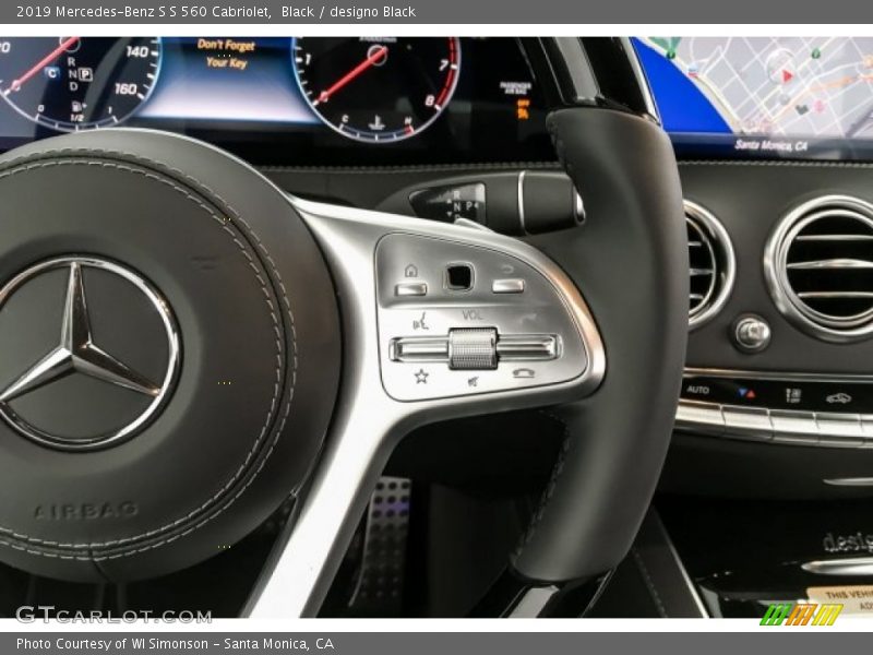 2019 S S 560 Cabriolet Steering Wheel