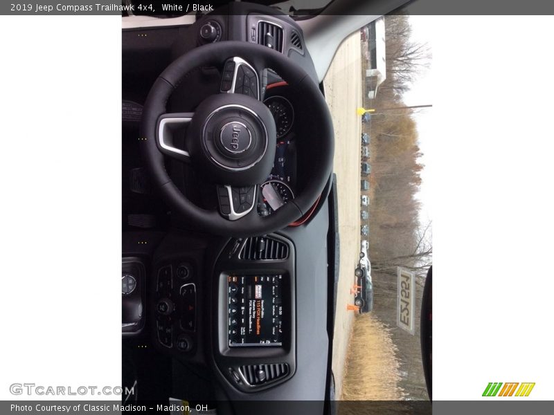 White / Black 2019 Jeep Compass Trailhawk 4x4
