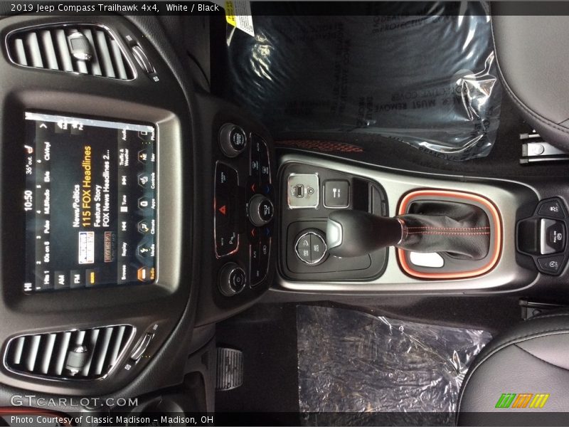 White / Black 2019 Jeep Compass Trailhawk 4x4
