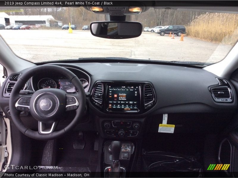 Pearl White Tri–Coat / Black 2019 Jeep Compass Limited 4x4