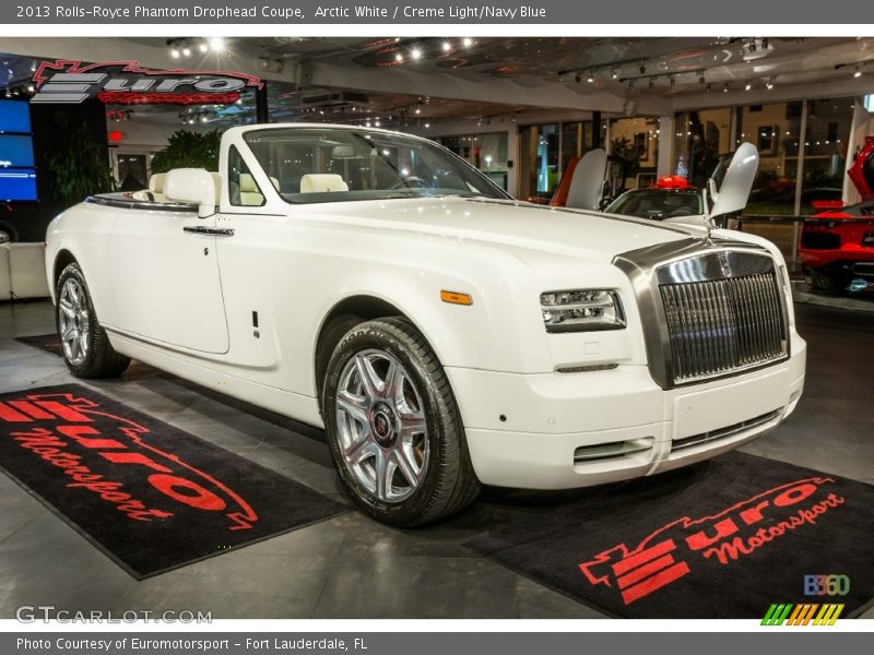 Arctic White / Creme Light/Navy Blue 2013 Rolls-Royce Phantom Drophead Coupe