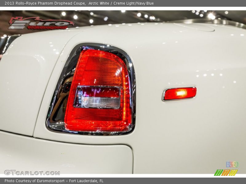 Arctic White / Creme Light/Navy Blue 2013 Rolls-Royce Phantom Drophead Coupe