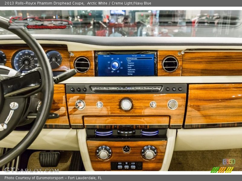 Arctic White / Creme Light/Navy Blue 2013 Rolls-Royce Phantom Drophead Coupe