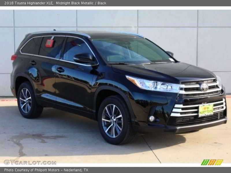 Midnight Black Metallic / Black 2018 Toyota Highlander XLE