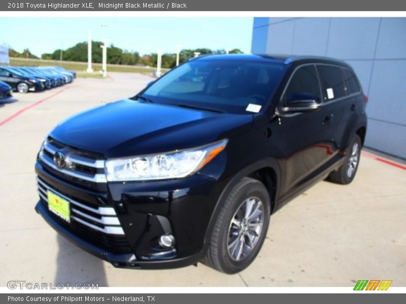 Midnight Black Metallic / Black 2018 Toyota Highlander XLE