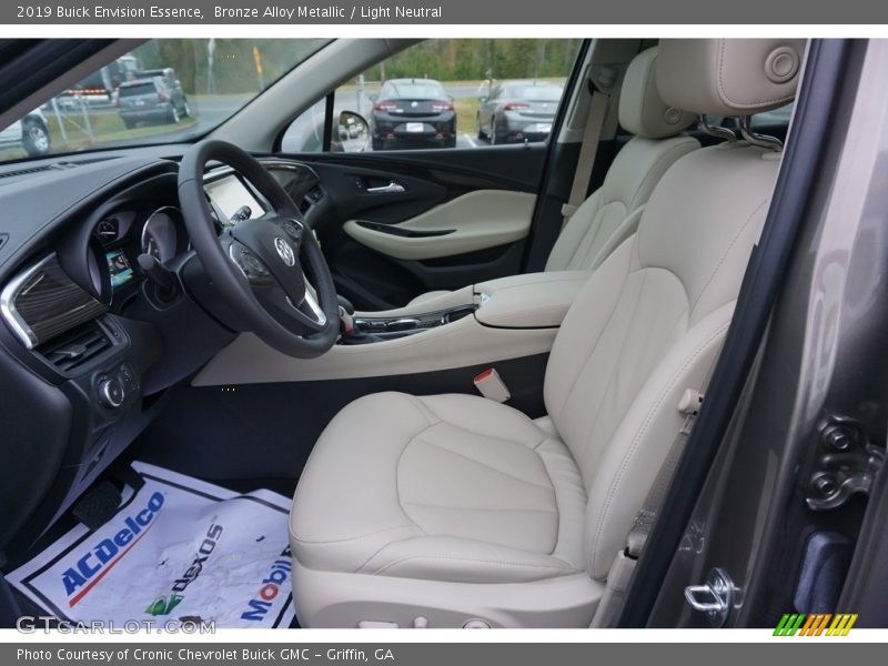 Bronze Alloy Metallic / Light Neutral 2019 Buick Envision Essence