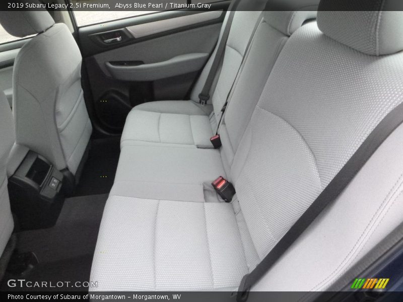 Abyss Blue Pearl / Titanium Gray 2019 Subaru Legacy 2.5i Premium