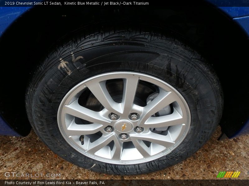 Kinetic Blue Metallic / Jet Black/­Dark Titanium 2019 Chevrolet Sonic LT Sedan