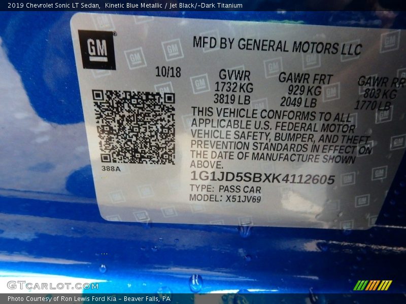 Kinetic Blue Metallic / Jet Black/­Dark Titanium 2019 Chevrolet Sonic LT Sedan