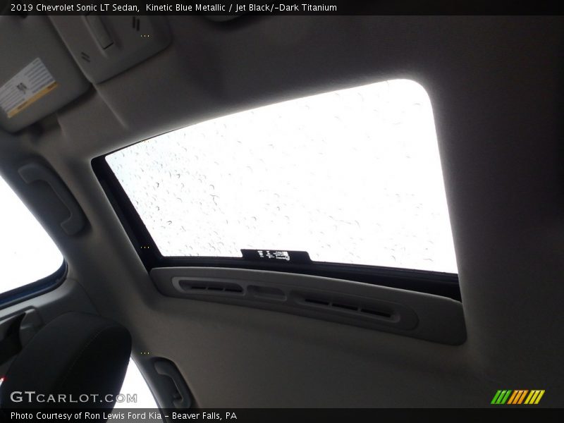 Kinetic Blue Metallic / Jet Black/­Dark Titanium 2019 Chevrolet Sonic LT Sedan