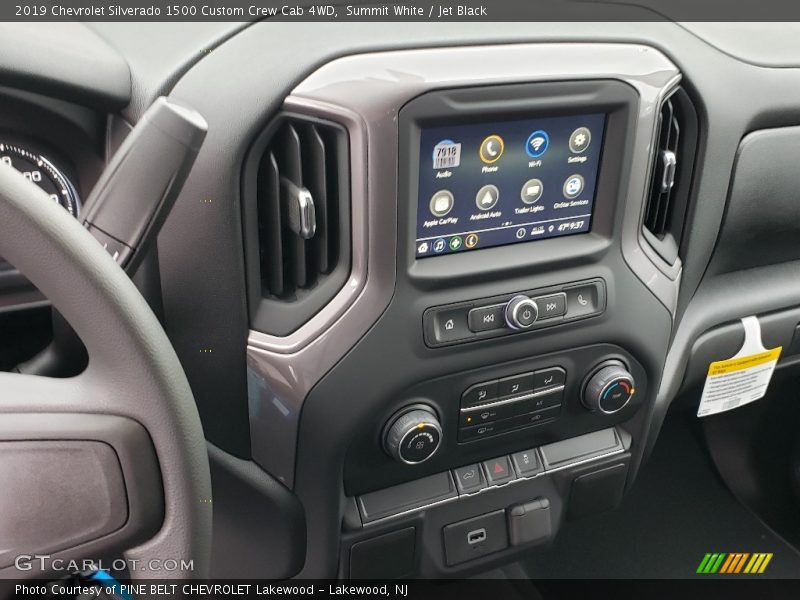 Controls of 2019 Silverado 1500 Custom Crew Cab 4WD