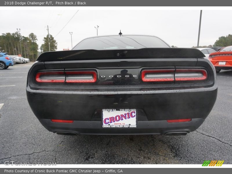 Pitch Black / Black 2018 Dodge Challenger R/T