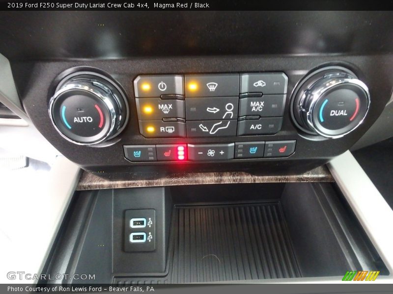 Magma Red / Black 2019 Ford F250 Super Duty Lariat Crew Cab 4x4