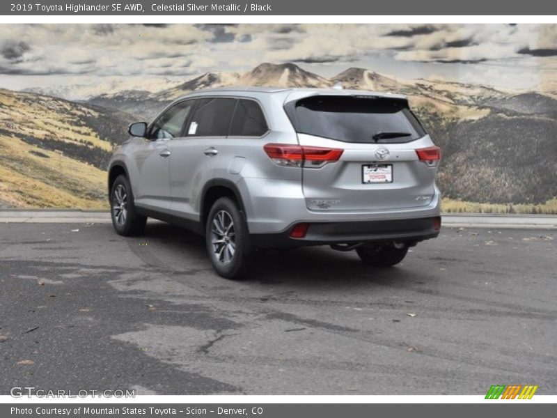 Celestial Silver Metallic / Black 2019 Toyota Highlander SE AWD
