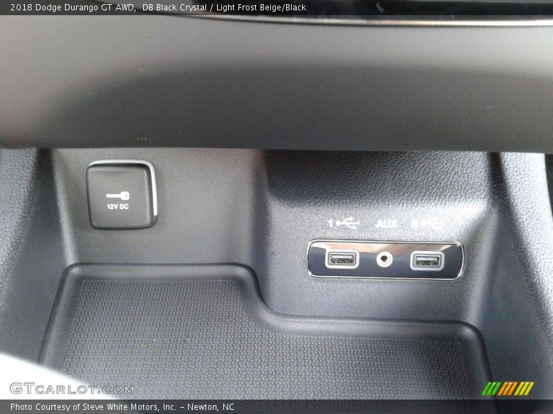 DB Black Crystal / Light Frost Beige/Black 2018 Dodge Durango GT AWD