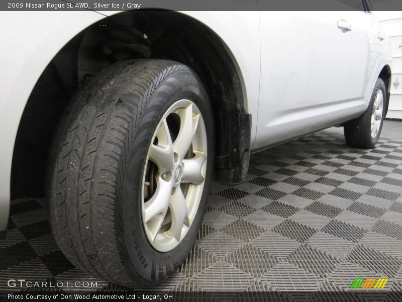Silver Ice / Gray 2009 Nissan Rogue SL AWD
