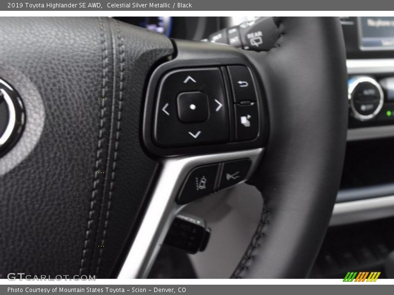 Celestial Silver Metallic / Black 2019 Toyota Highlander SE AWD