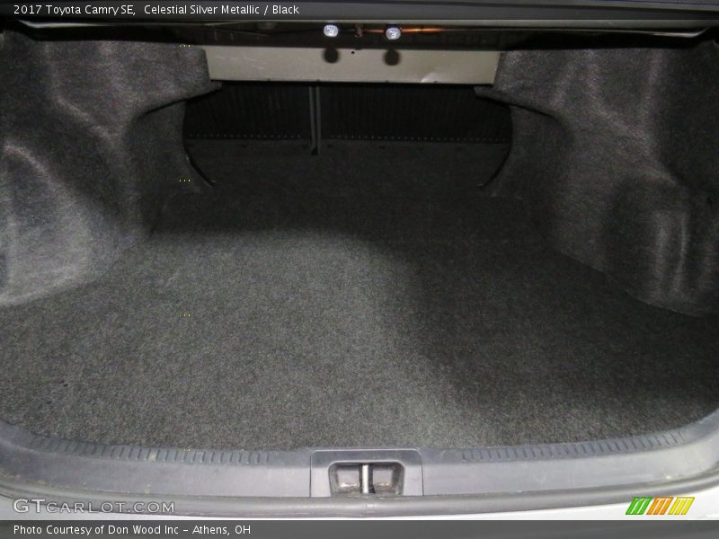 Celestial Silver Metallic / Black 2017 Toyota Camry SE