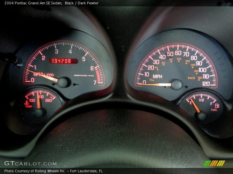 Black / Dark Pewter 2004 Pontiac Grand Am SE Sedan