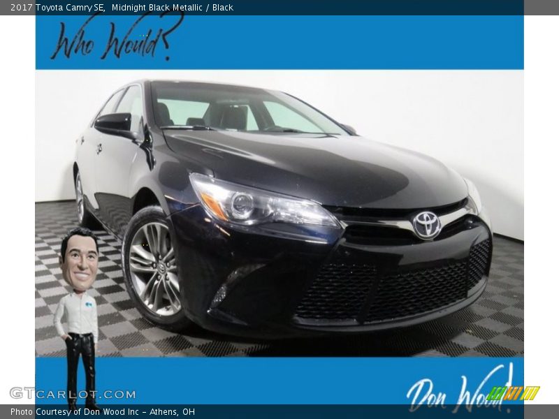 Midnight Black Metallic / Black 2017 Toyota Camry SE