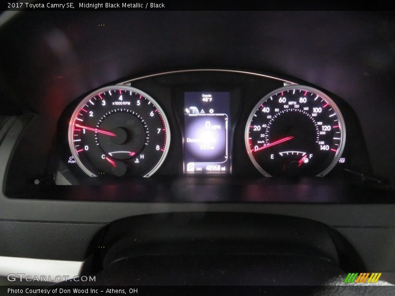 Midnight Black Metallic / Black 2017 Toyota Camry SE
