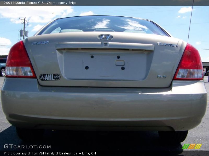 Champagne / Beige 2001 Hyundai Elantra GLS