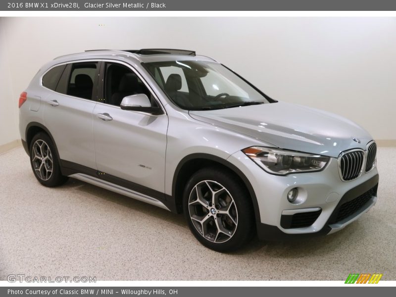Glacier Silver Metallic / Black 2016 BMW X1 xDrive28i