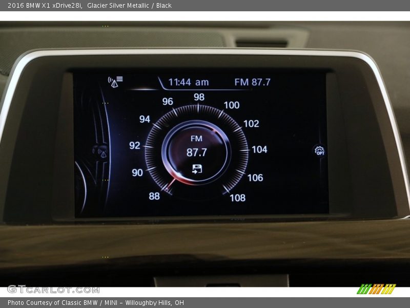 Glacier Silver Metallic / Black 2016 BMW X1 xDrive28i