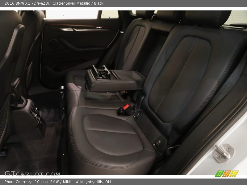 Glacier Silver Metallic / Black 2016 BMW X1 xDrive28i