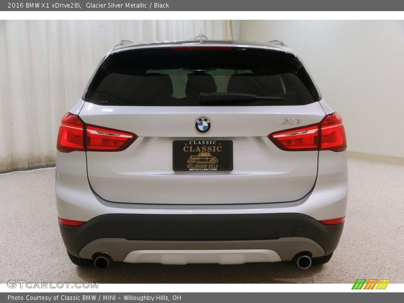 Glacier Silver Metallic / Black 2016 BMW X1 xDrive28i