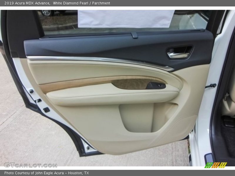White Diamond Pearl / Parchment 2019 Acura MDX Advance