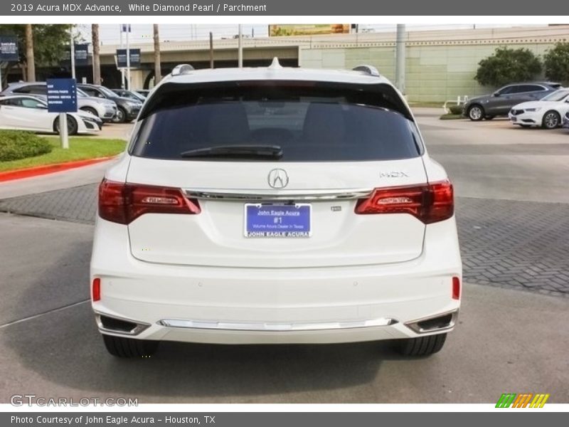 White Diamond Pearl / Parchment 2019 Acura MDX Advance