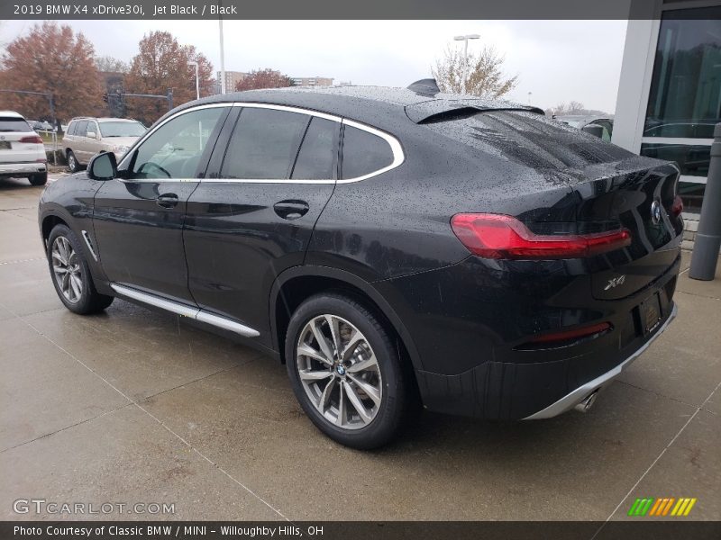 Jet Black / Black 2019 BMW X4 xDrive30i