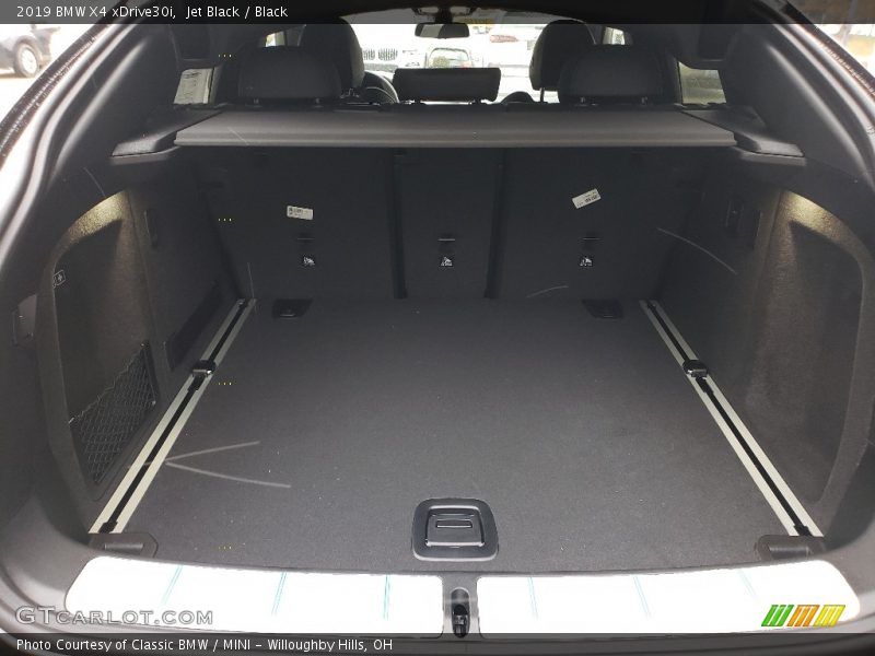  2019 X4 xDrive30i Trunk