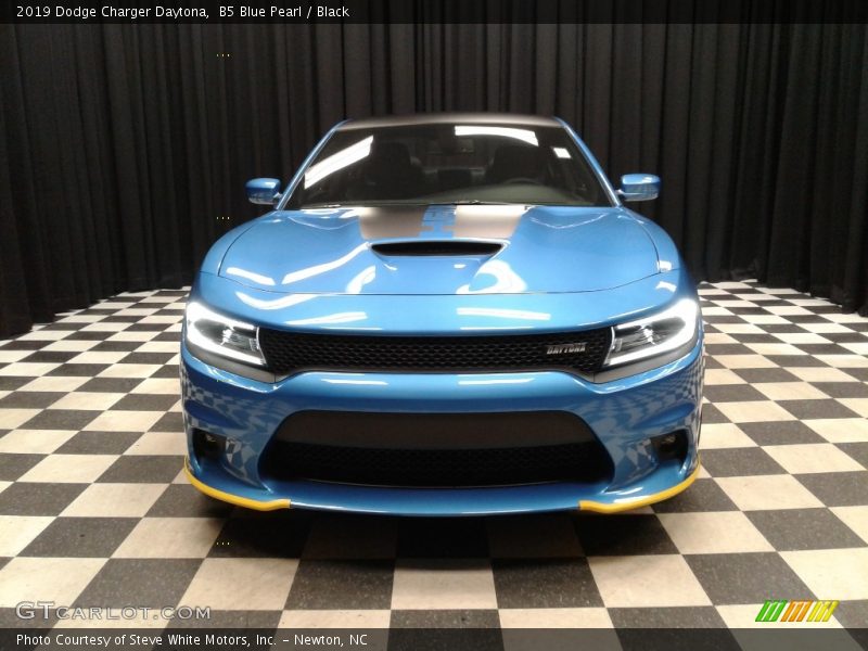 B5 Blue Pearl / Black 2019 Dodge Charger Daytona