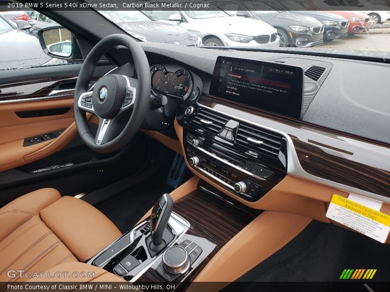 Carbon Black Metallic / Cognac 2019 BMW 5 Series 540i xDrive Sedan