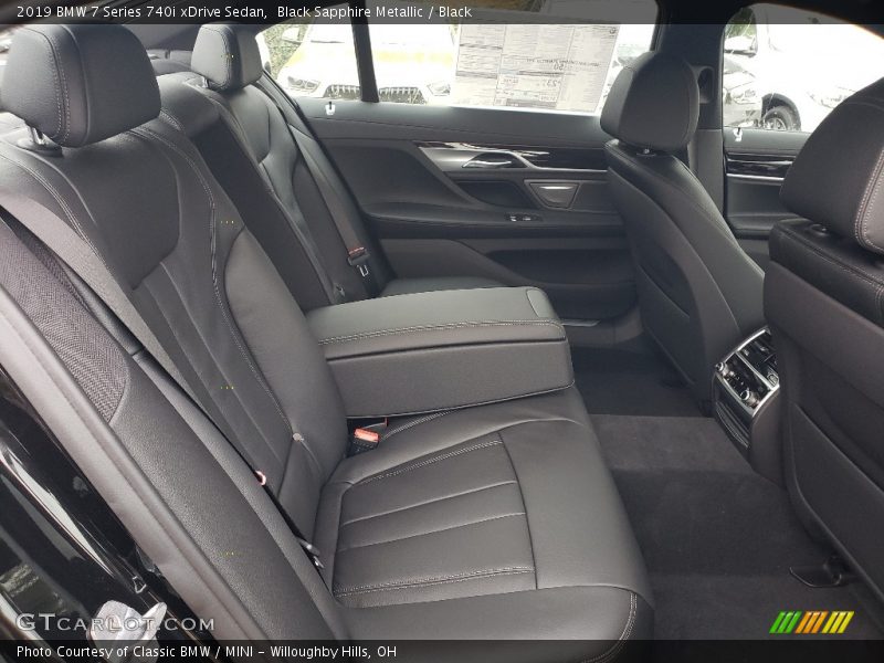 Black Sapphire Metallic / Black 2019 BMW 7 Series 740i xDrive Sedan
