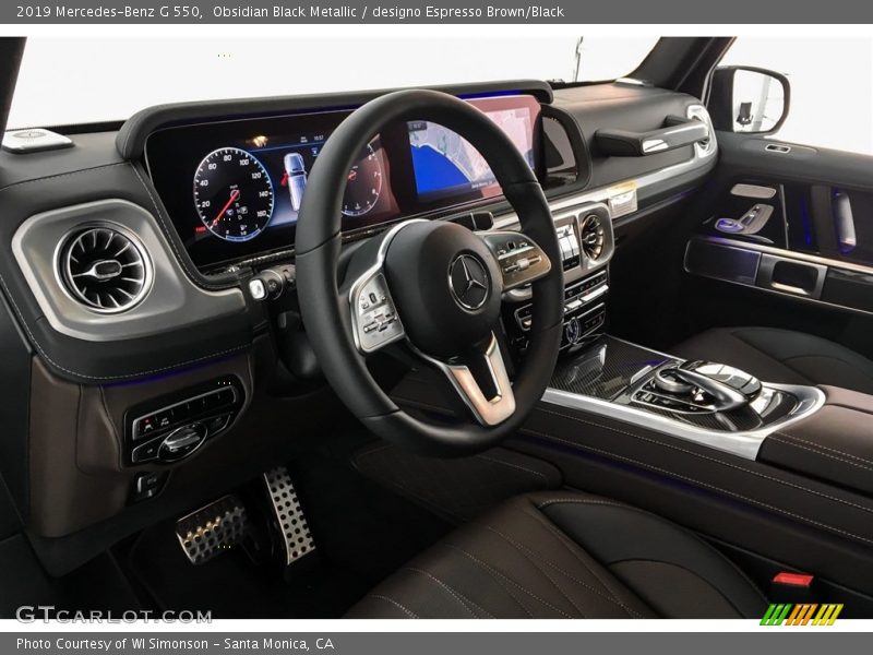Dashboard of 2019 G 550