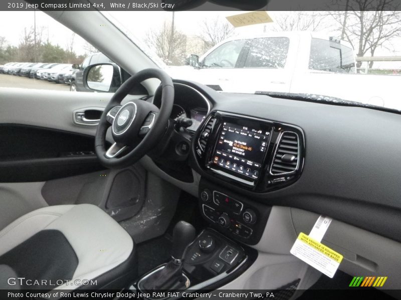 White / Black/Ski Gray 2019 Jeep Compass Limited 4x4
