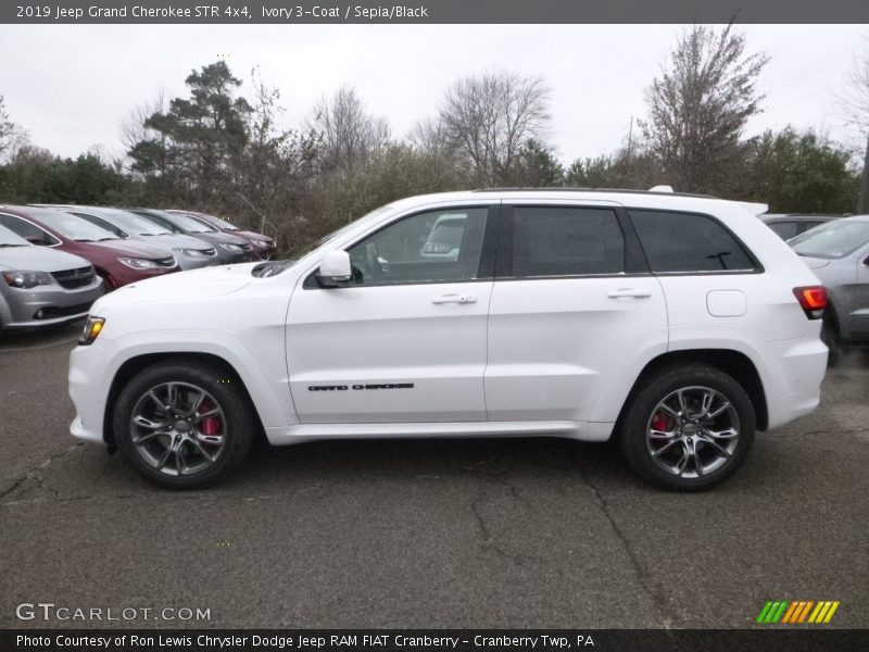  2019 Grand Cherokee STR 4x4 Ivory 3-Coat
