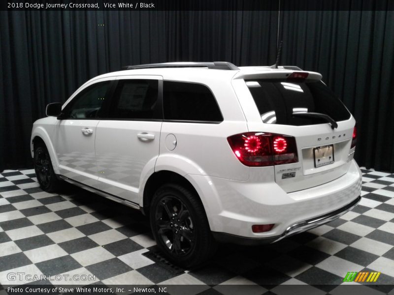 Vice White / Black 2018 Dodge Journey Crossroad