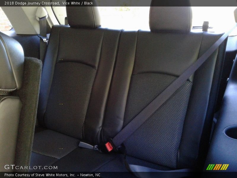 Vice White / Black 2018 Dodge Journey Crossroad