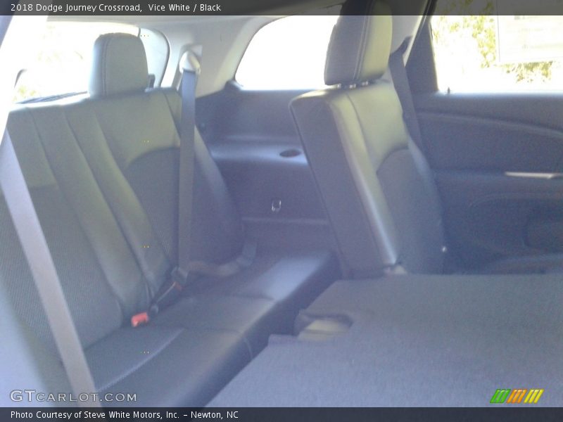 Vice White / Black 2018 Dodge Journey Crossroad
