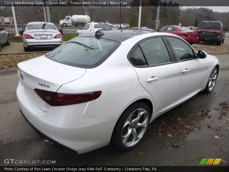 Trofeo White Tri-Coat / Black/Tan 2019 Alfa Romeo Giulia Ti Sport AWD