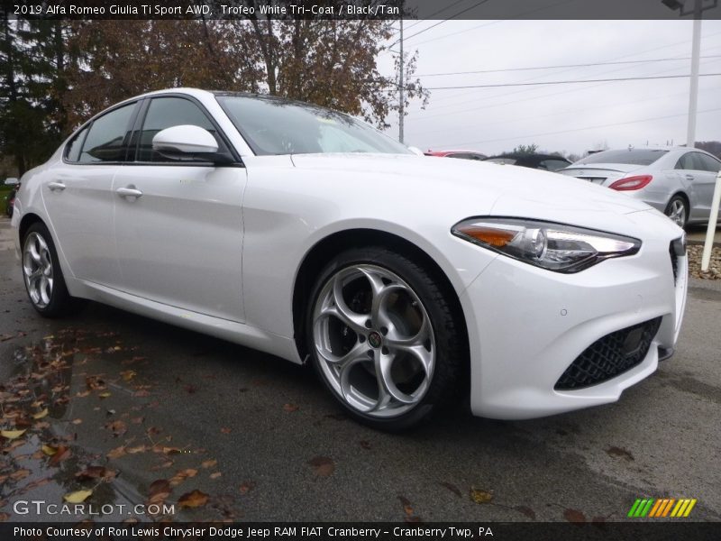 Trofeo White Tri-Coat / Black/Tan 2019 Alfa Romeo Giulia Ti Sport AWD